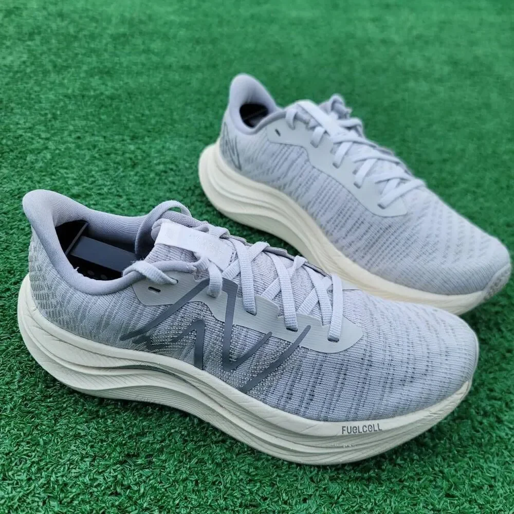 New Balance FuelCell Propel v4 - Women's and Men's running shoes - W Size 7 - M